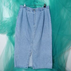 🍒 3 items for $10 Snatched Y2K Bluetopia Denim Skirt!